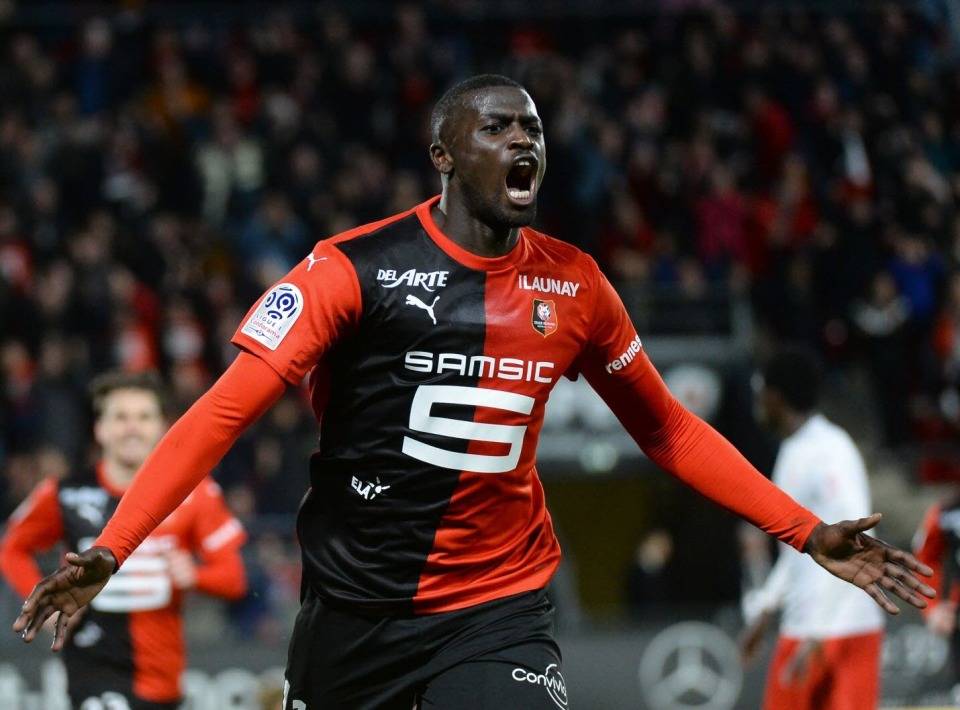 雷恩镇定取胜,法甲冠军竞争愈加激烈的简单介绍 雷恩镇定取胜,法甲冠军竞争愈加激烈的简单介绍