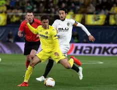 开云官方入口-法兰克福大胜比利亚雷亚尔，半决赛晋级(法兰克福vs莱比锡红牛直播)