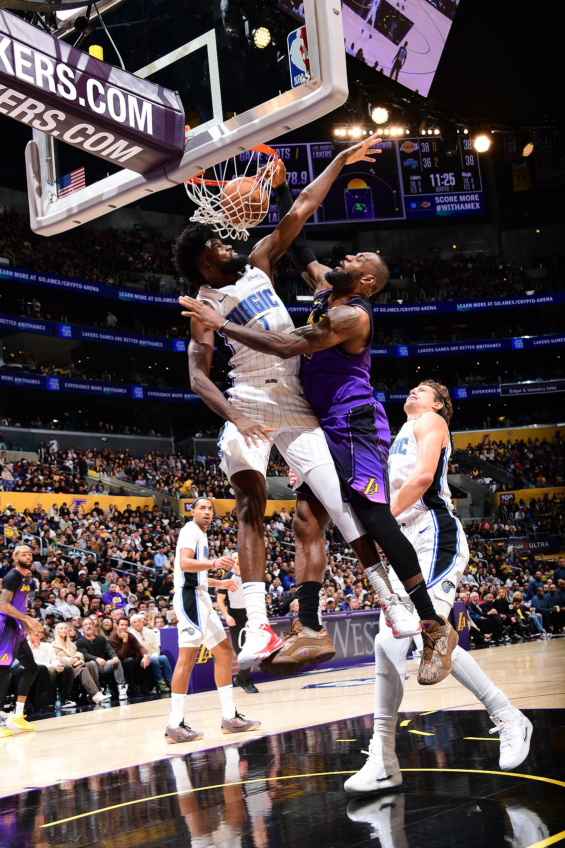 网红詹姆斯横扫魔术，湖人取得大胜的简单介绍